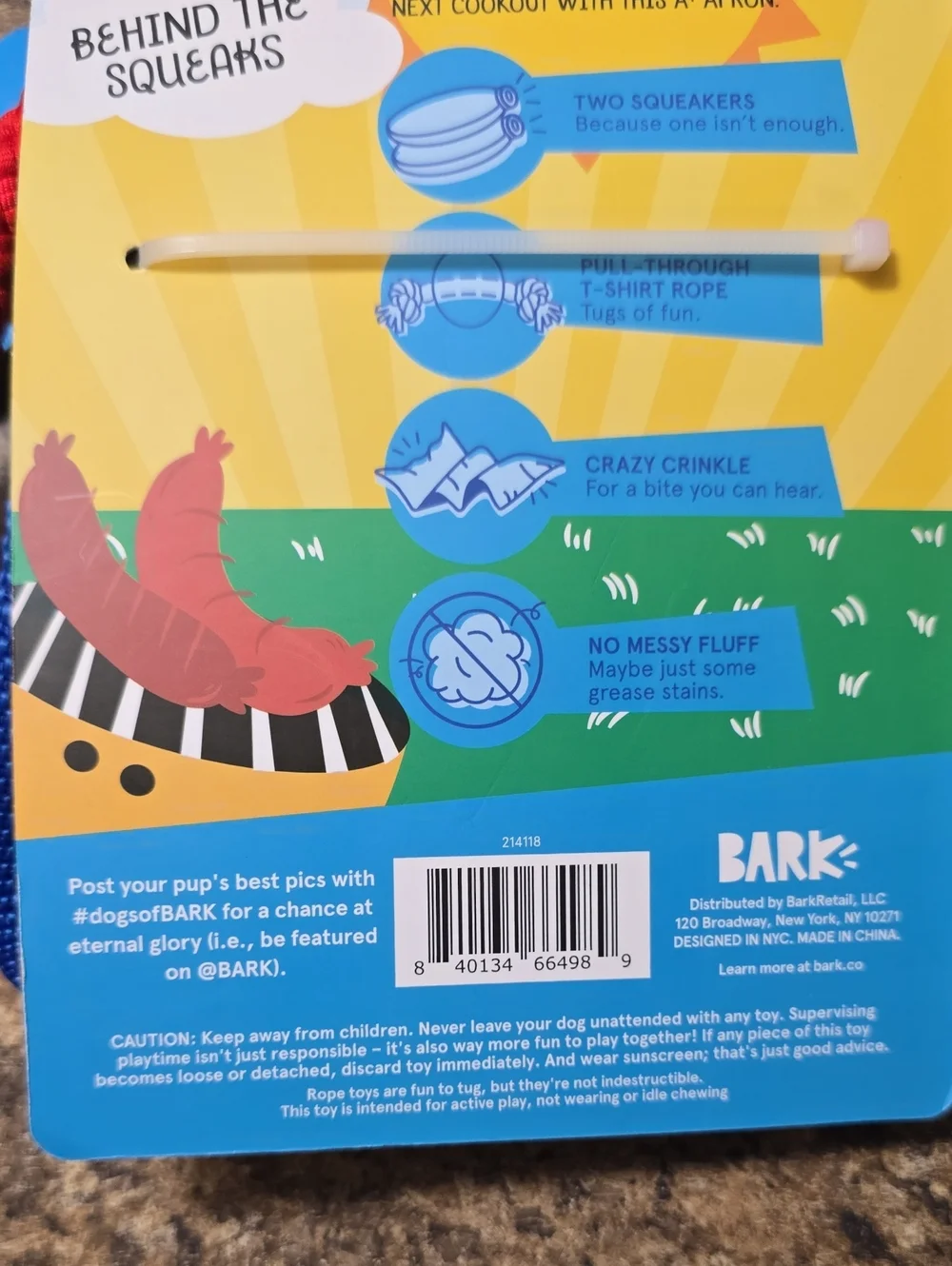 Bark Suns Out Tongues Out Apron Tug Toy in Blue and Red NWT S-M 0-50 Pounds